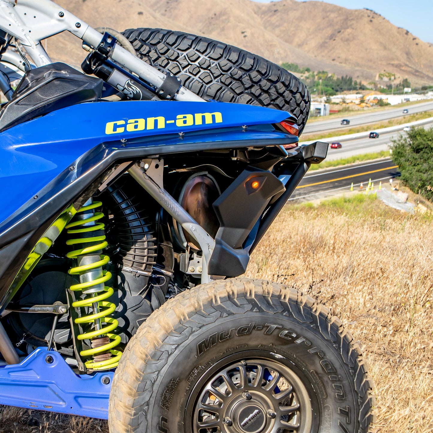 CAX3RB1 – Can-Am X3 2017+ Rear Bumper and Tire Carrier