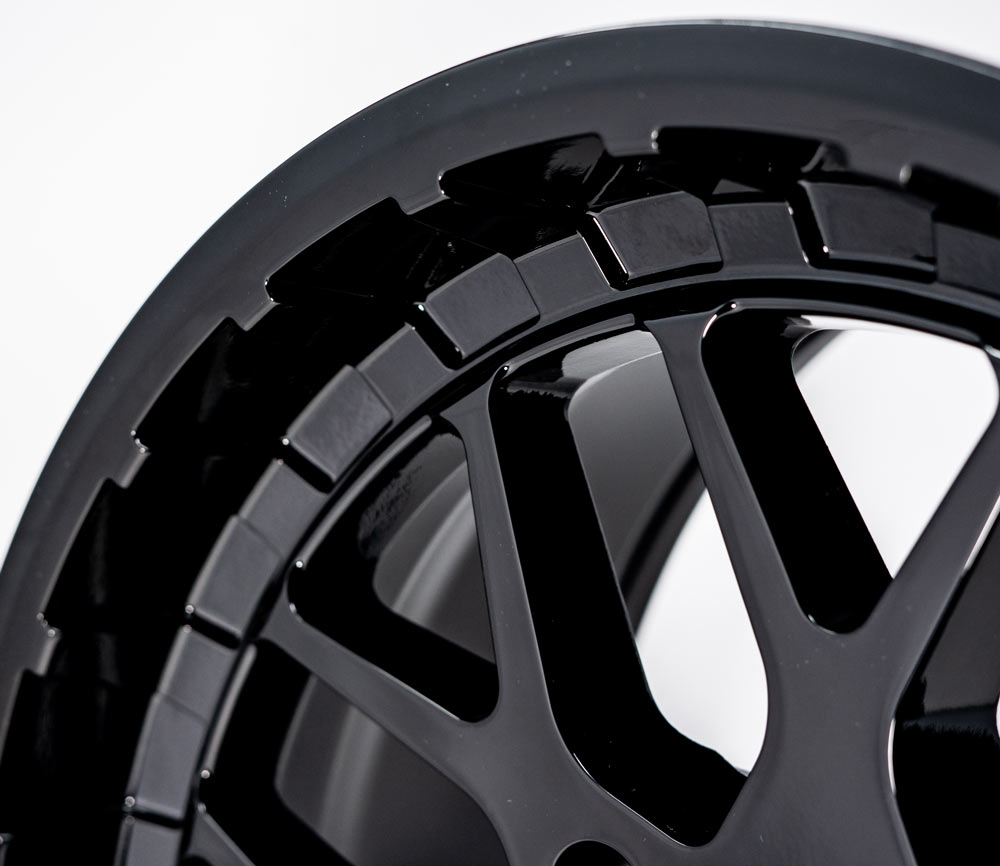 V03 UTV Wheel Gloss Black