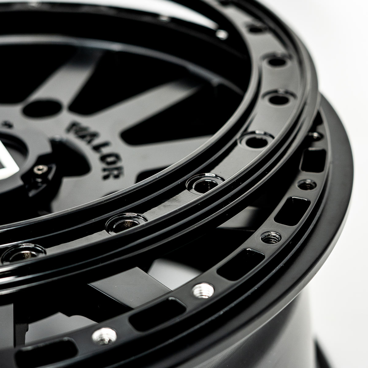 V05 UTV Wheel Satin Black