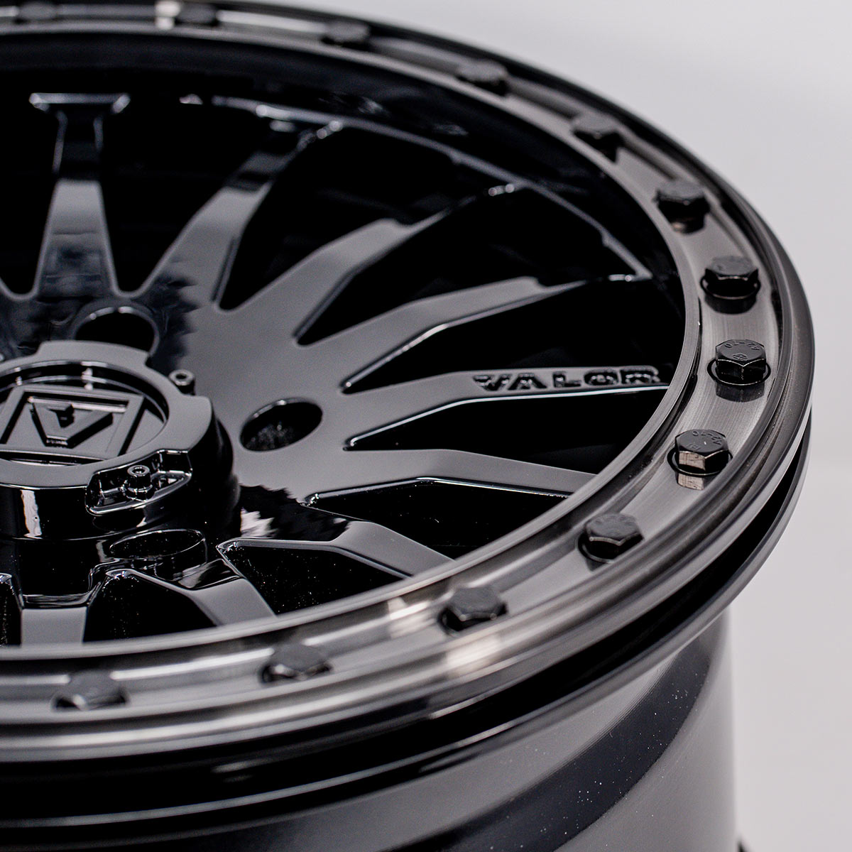 V06 Beadlock UTV Wheel Gloss Black